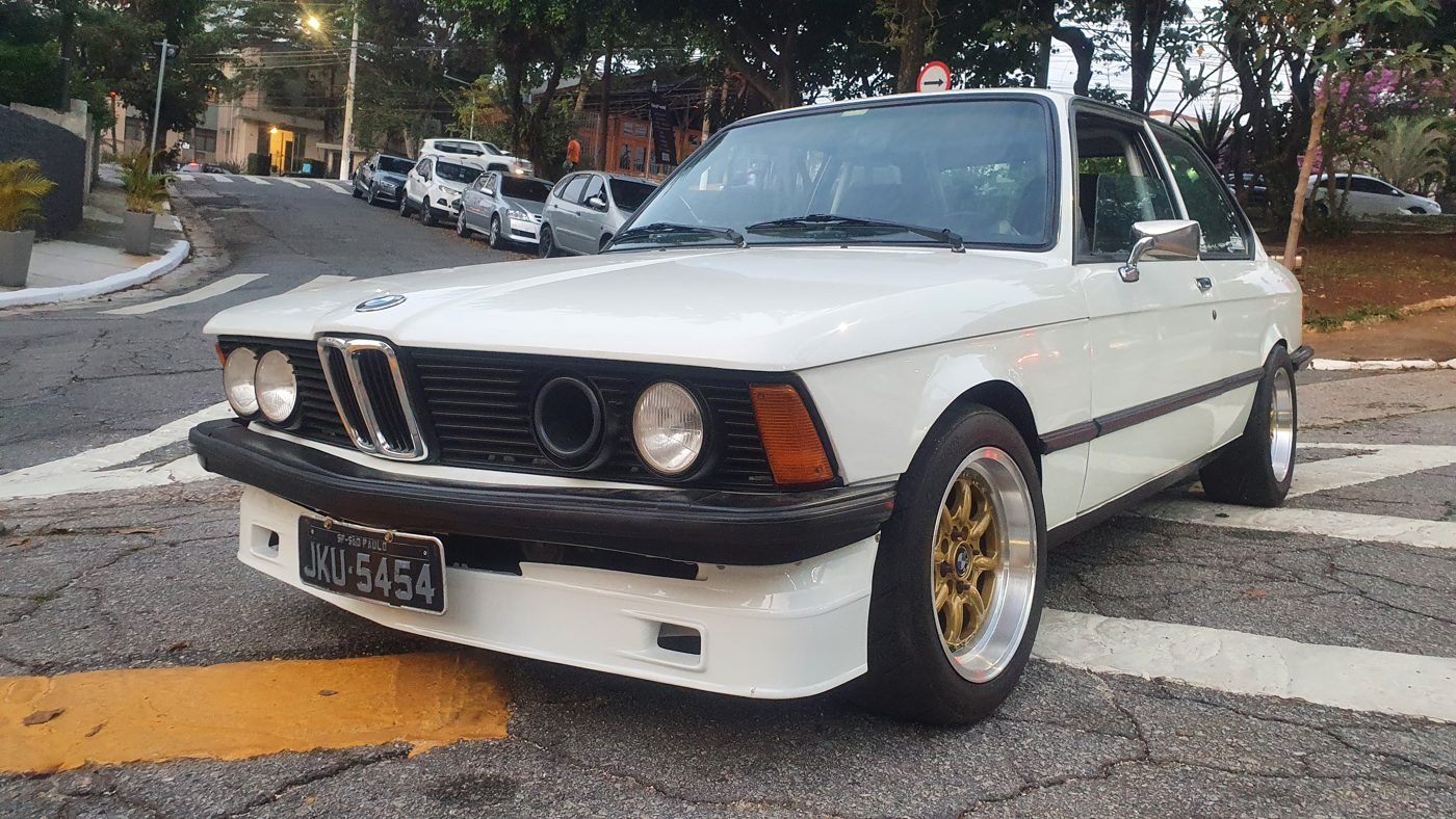 BMW E21 Tijolinho
